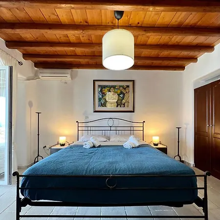 Cycladic Style Maisonette With Staggering Sea View Casa de Férias *