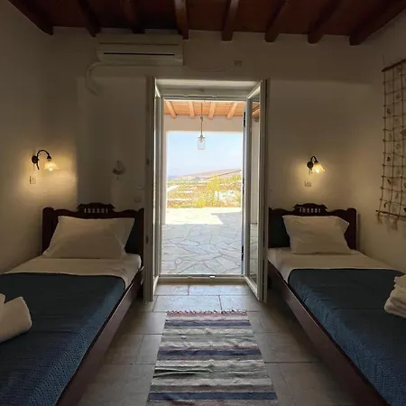 Cycladic Style Maisonette With Staggering Sea View Casa de Férias